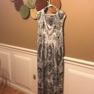 Black and white maxi dress